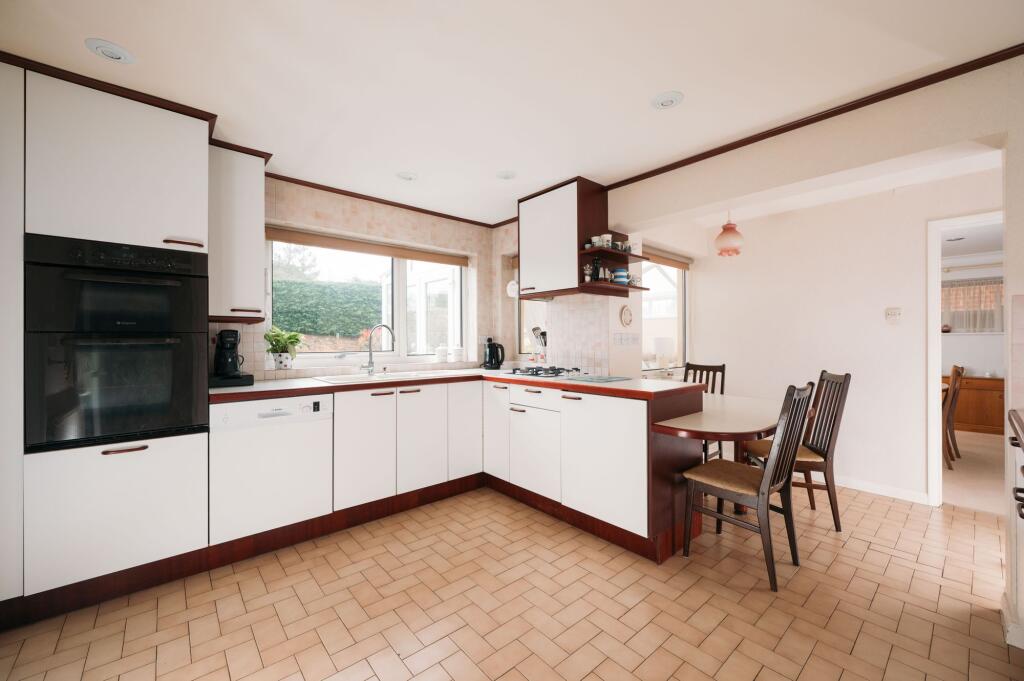 House in Newport Pagnell, City of Milton Keynes - View 3