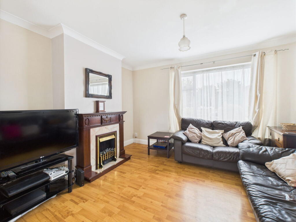 Bramber Road, Worthing, BN14 8QB photo 4