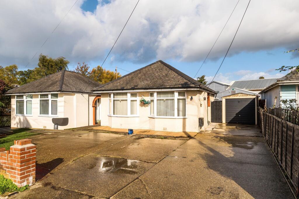 Main image of property: Calmore Road, Totton, SO40