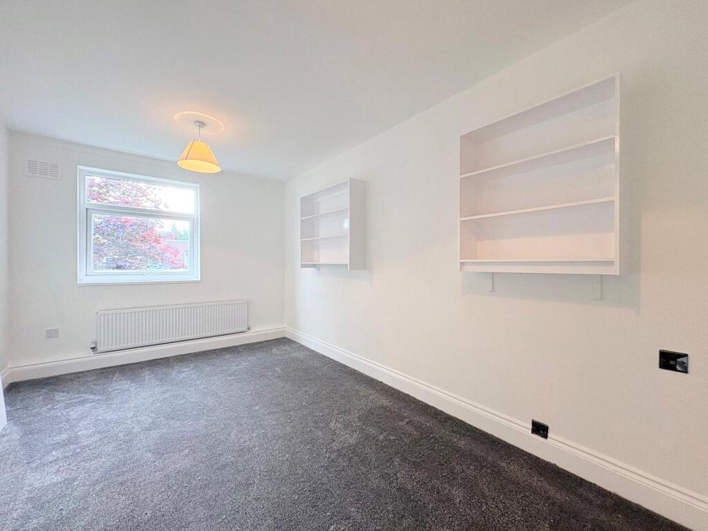 Apartment in Liverpool - View 3