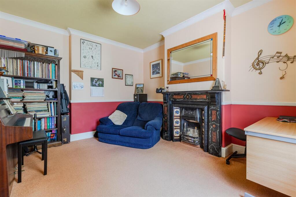 Whitehill Road, Newton Abbot - View 3