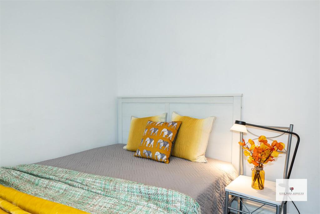 Apartment in London - View 4