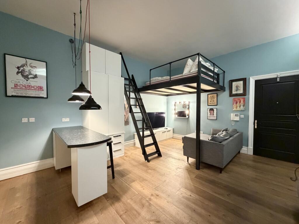 Main image of property: 79 Piccadilly, Manchester, M1 2BU