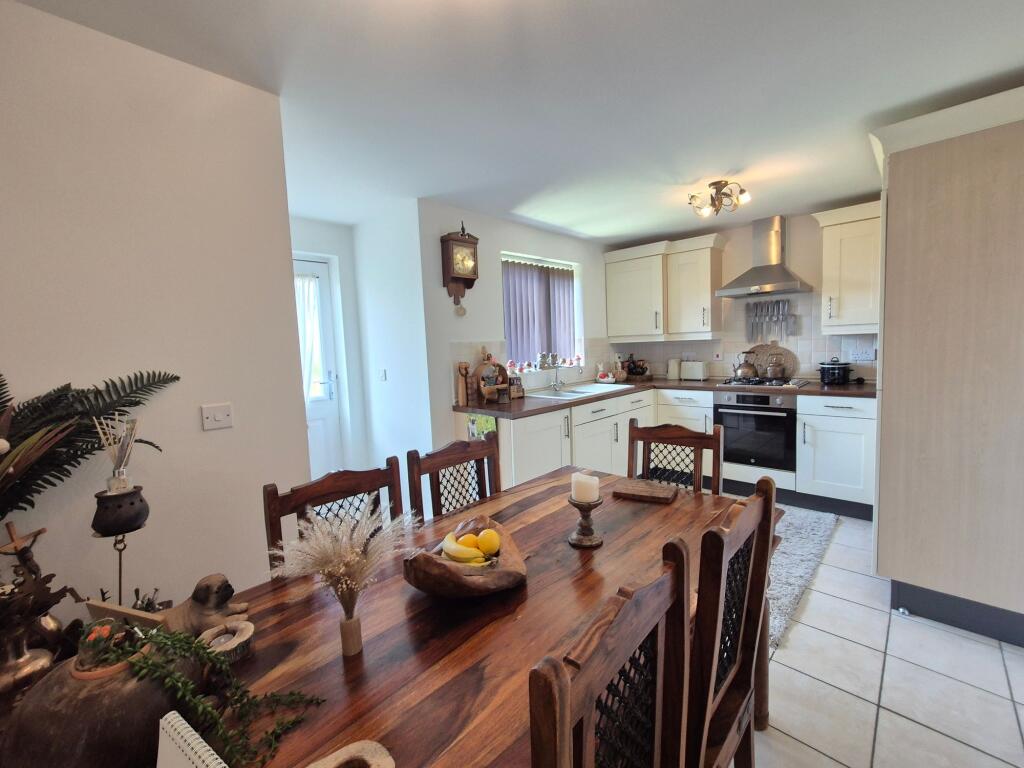 House in North West Leicestershire, Ravenstone with Snibstone - More