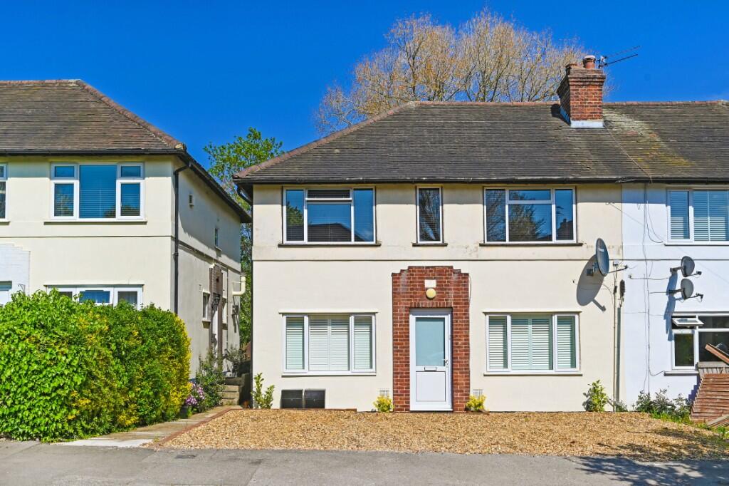 St. Anthonys Avenue, Woodford Green, Essex, IG8 - View 6