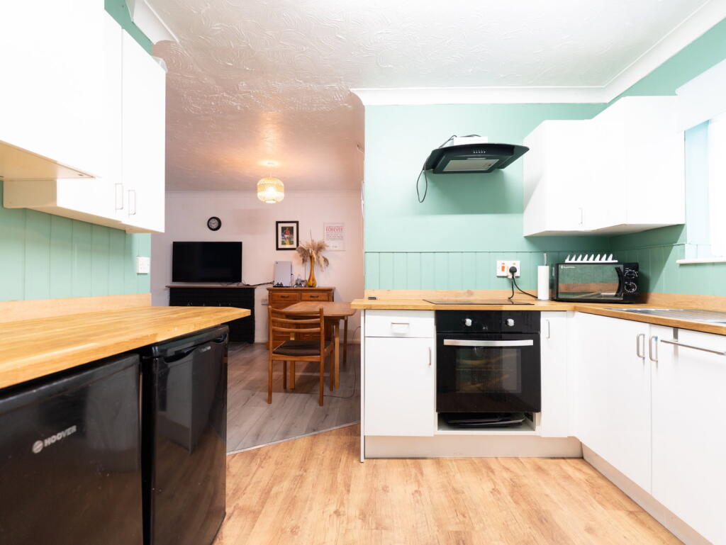 2, Caxton Mews, Beccles, NR34 9EE photo 3