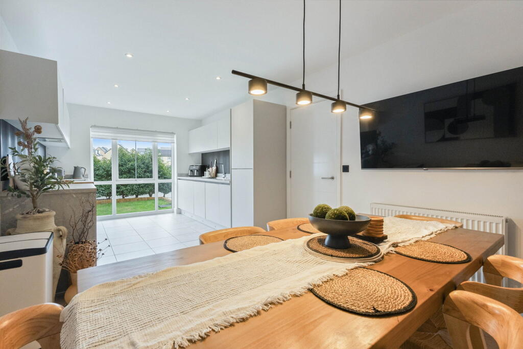 House in Wakefield, Rhythm, Ferrybridge - View 4