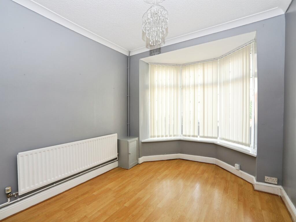 House in Caerphilly - View 5