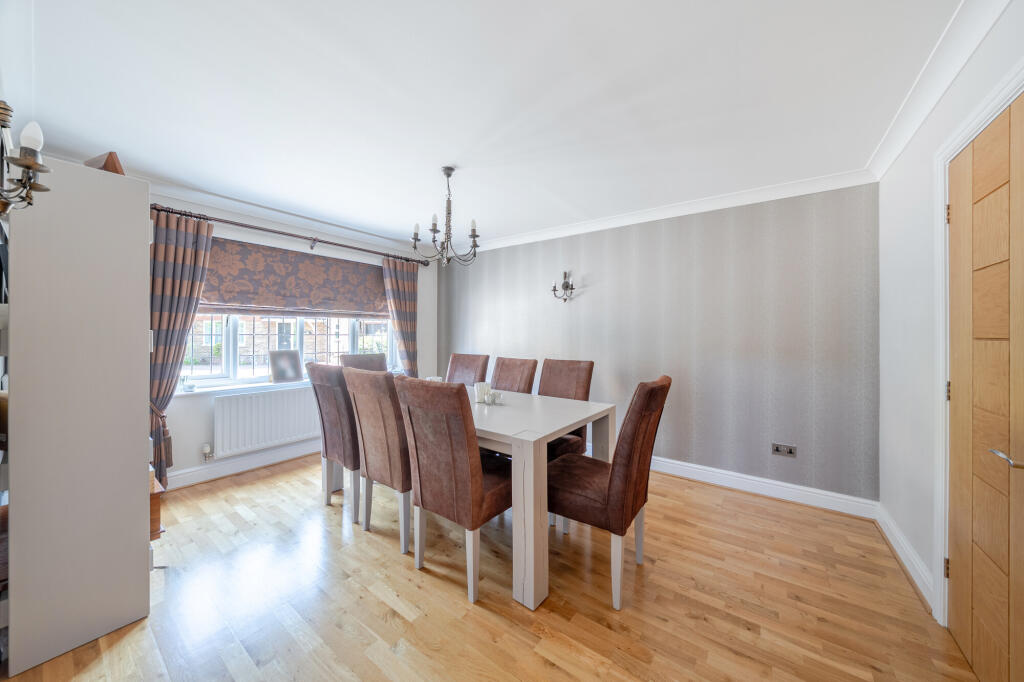 House in St Albans, St Stephen - View 3