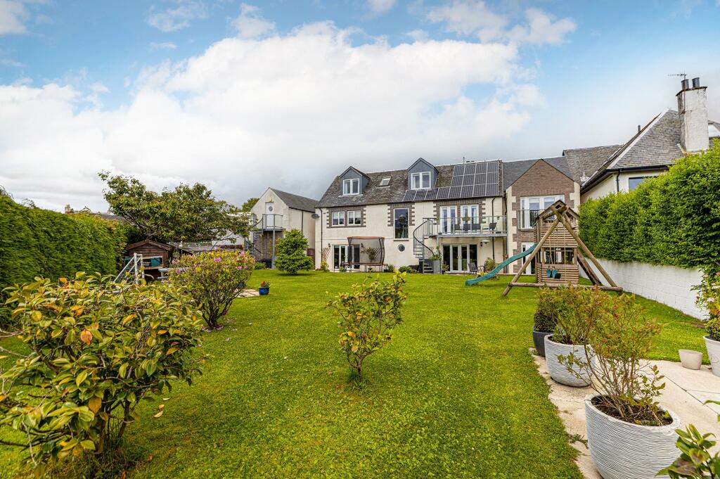 6-bed detached on Dunmore Street, Balfron, £635,000