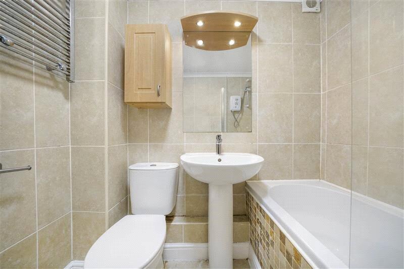 Apartment in London - View 3