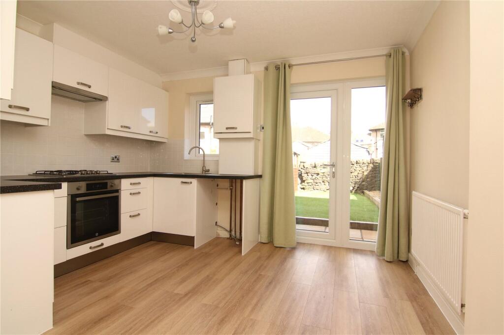 House in Bradford, Steeton with Eastburn - View 3