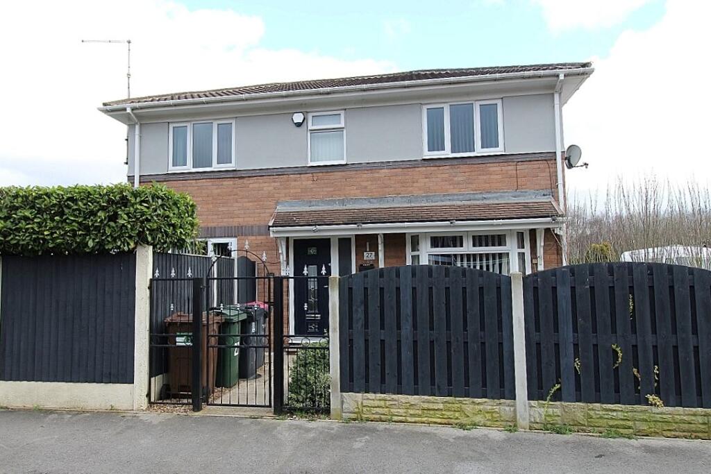 3-bed detached on Lichfield Way, Brinsworth, Rotherham, £240,000