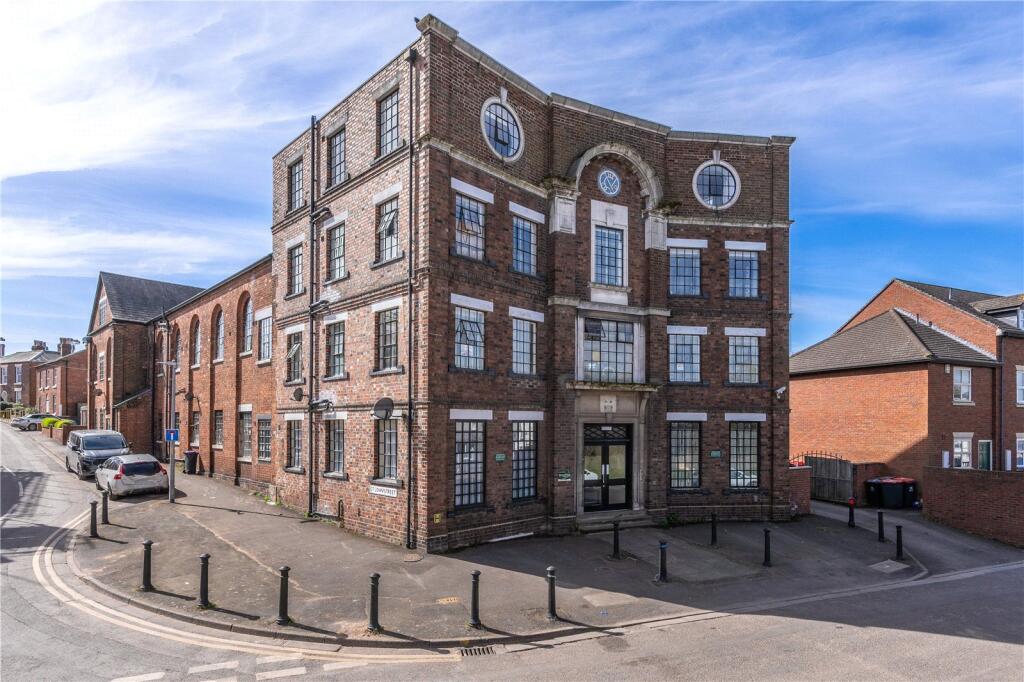 2-bed flat on Chad Valley, High Street, Wellington, Telford, TF1, £145,000