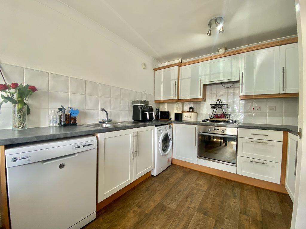 Warburton Close, Barnton photo 4