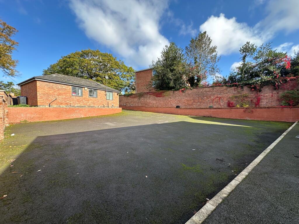 1 bedroom house share for rent