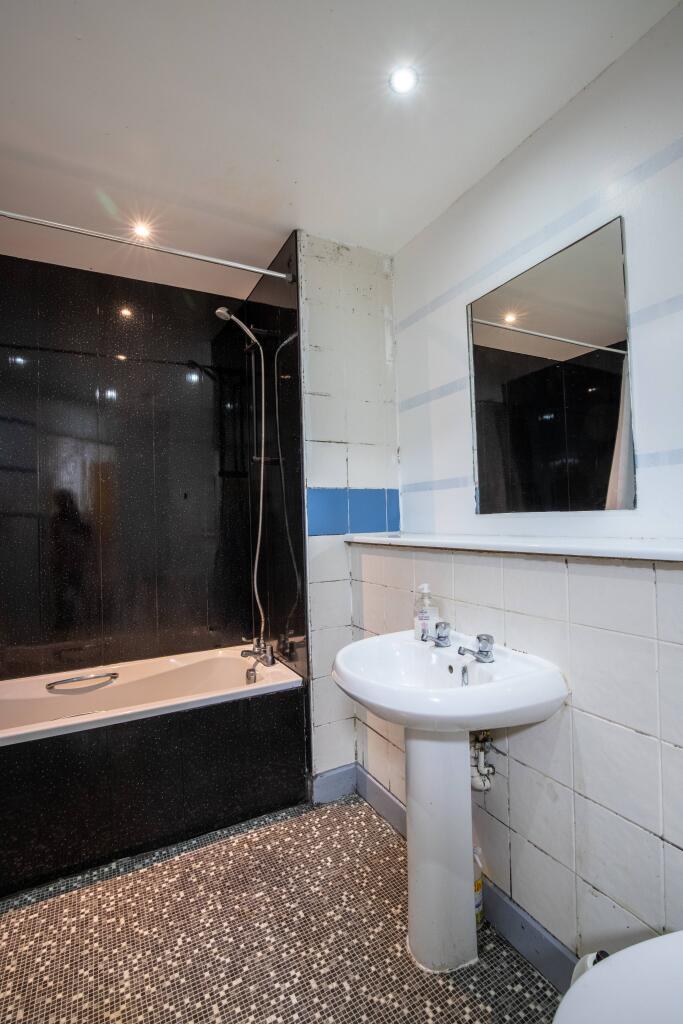 Apartment in Manchester, Northern Quarter, City Centre - View 5