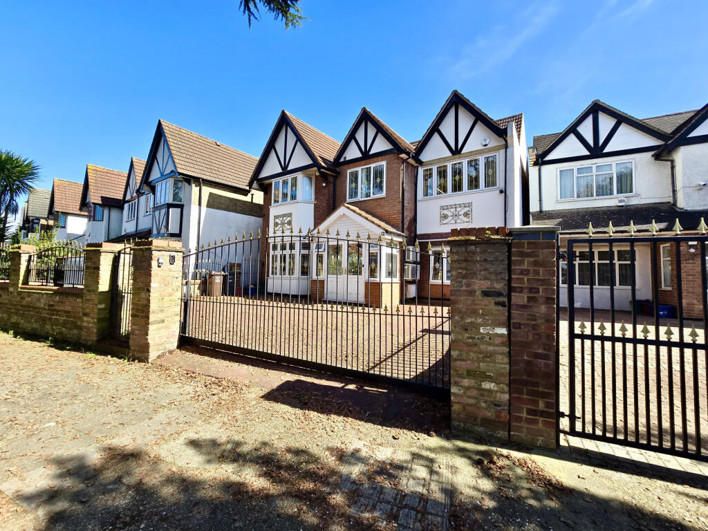 Main image of property: Jersey Road, Hounslow, Greater London, TW5
