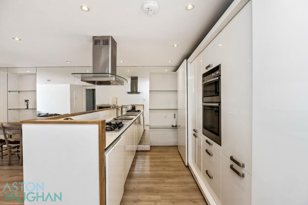 Apartment in Brighton - View 2