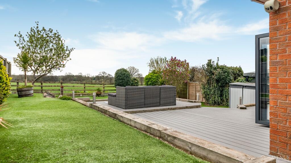 Additional image 43 of Gainsborough Drive, Tamworth, Staffordshire