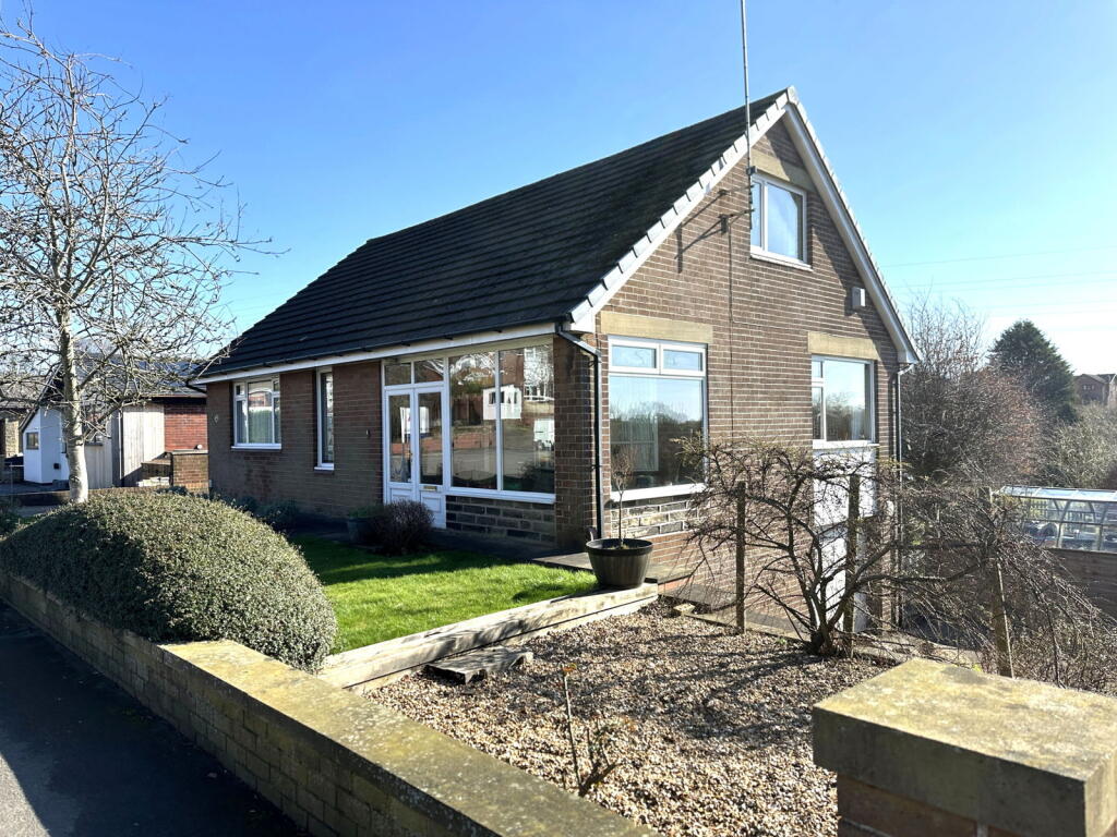 3-bed detached on 85 Oozewood Road, Royton, £400,000