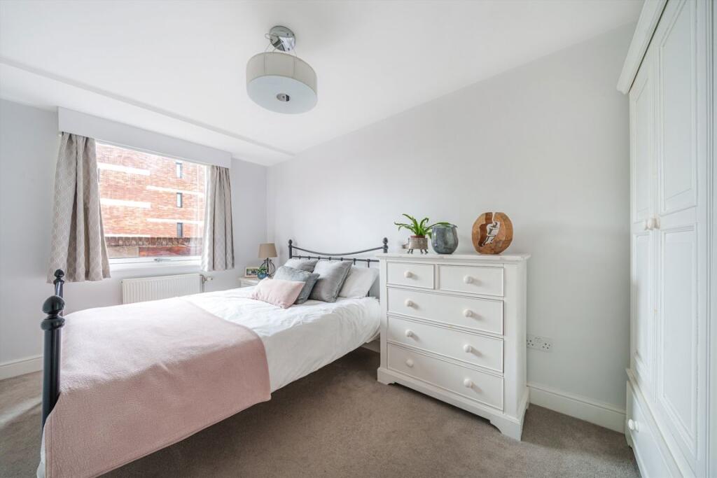 Apartment in London - View 4