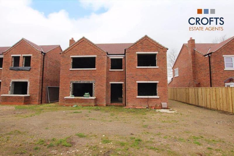 4-bed detached on Willows Garth, Roxton Road, Immingham, £370,000
