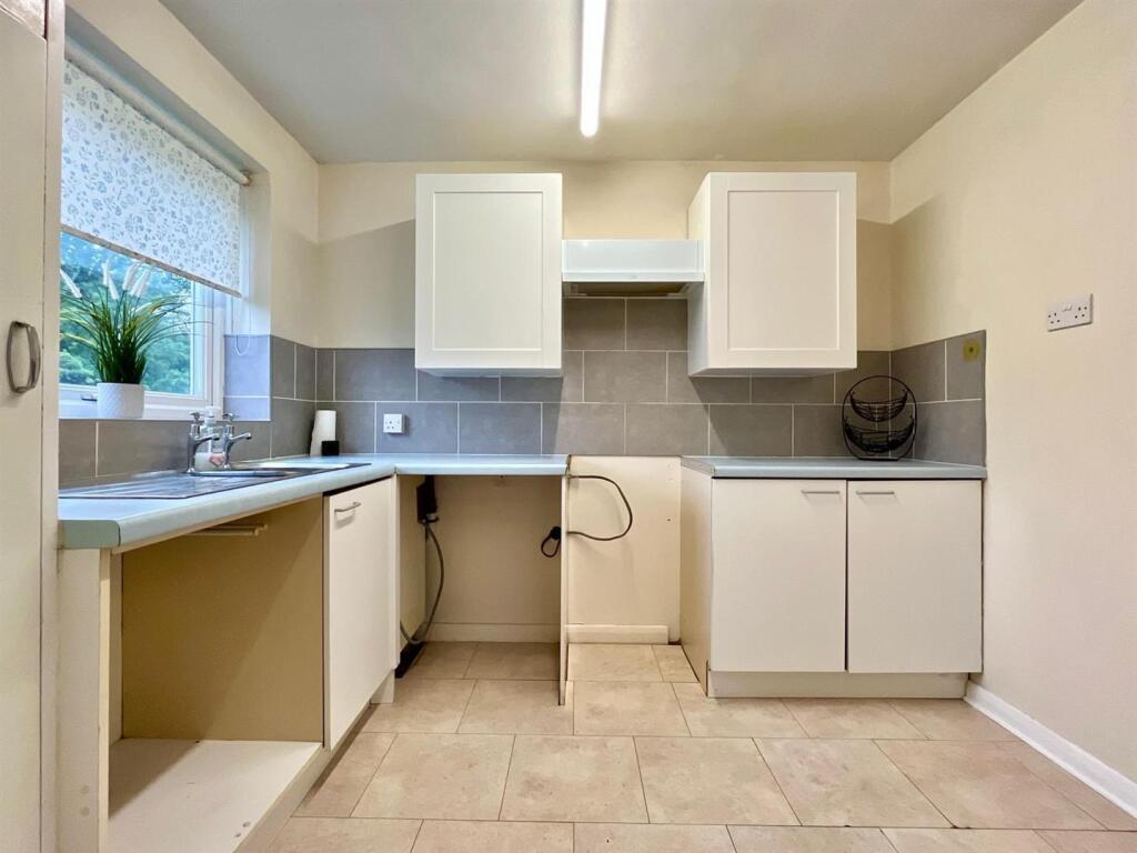 Penns Lane, Walmley, Sutton Coldfield photo 5