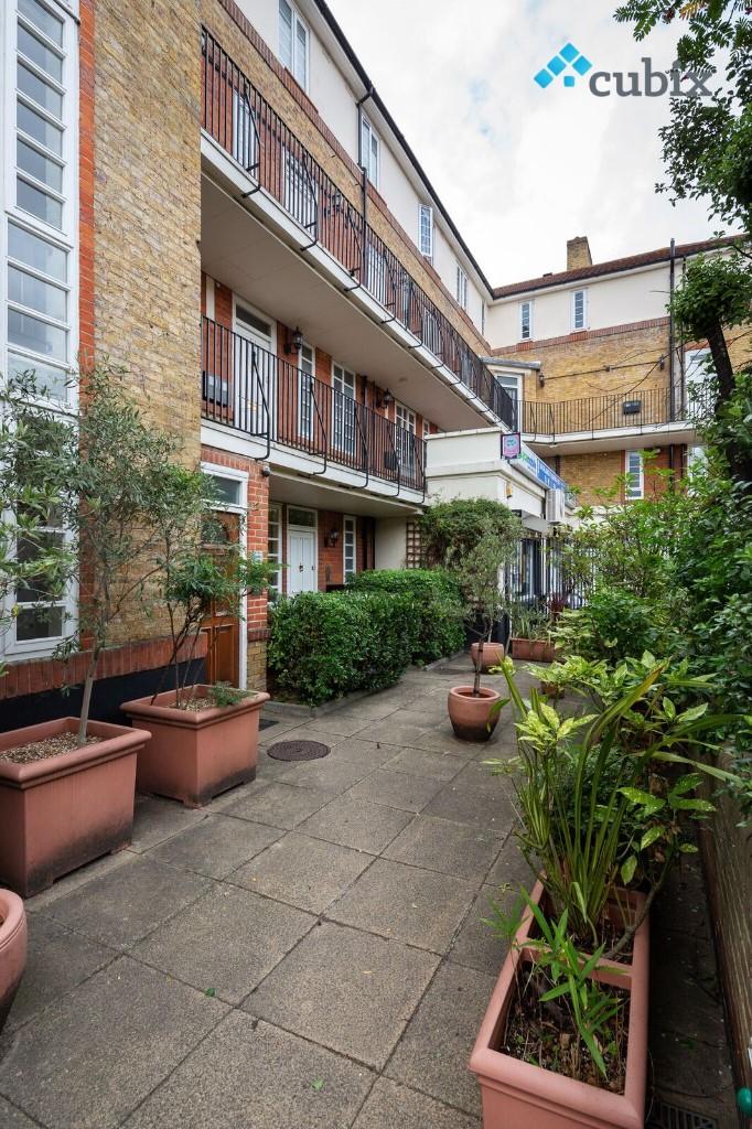 2 bedroom maisonette for rent