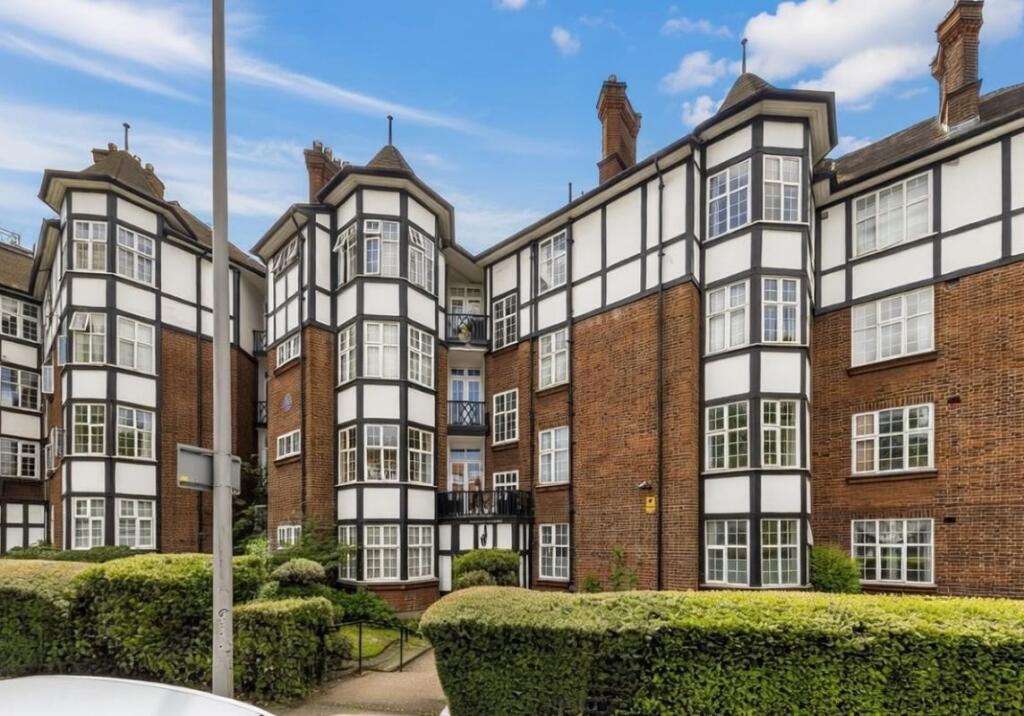 Main image of property: Flat 11 Vernon Court, Hendon Way, Childs Hill, London, NW2 2PD