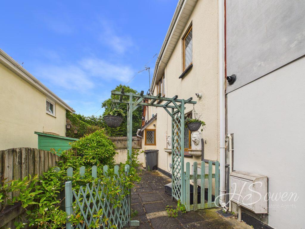 Main image of property: Edginswell Lane, Torquay, TQ2