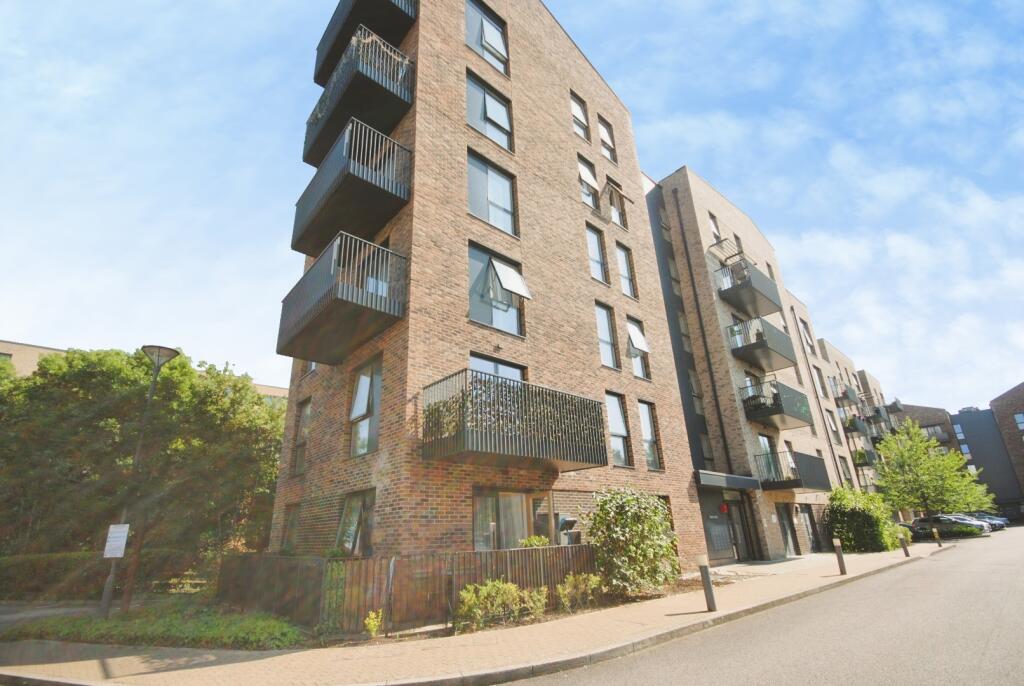 Main image of property: Riverwell Close, Watford