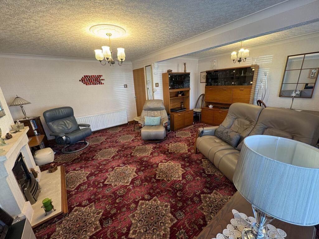 House in Oldham - View 3