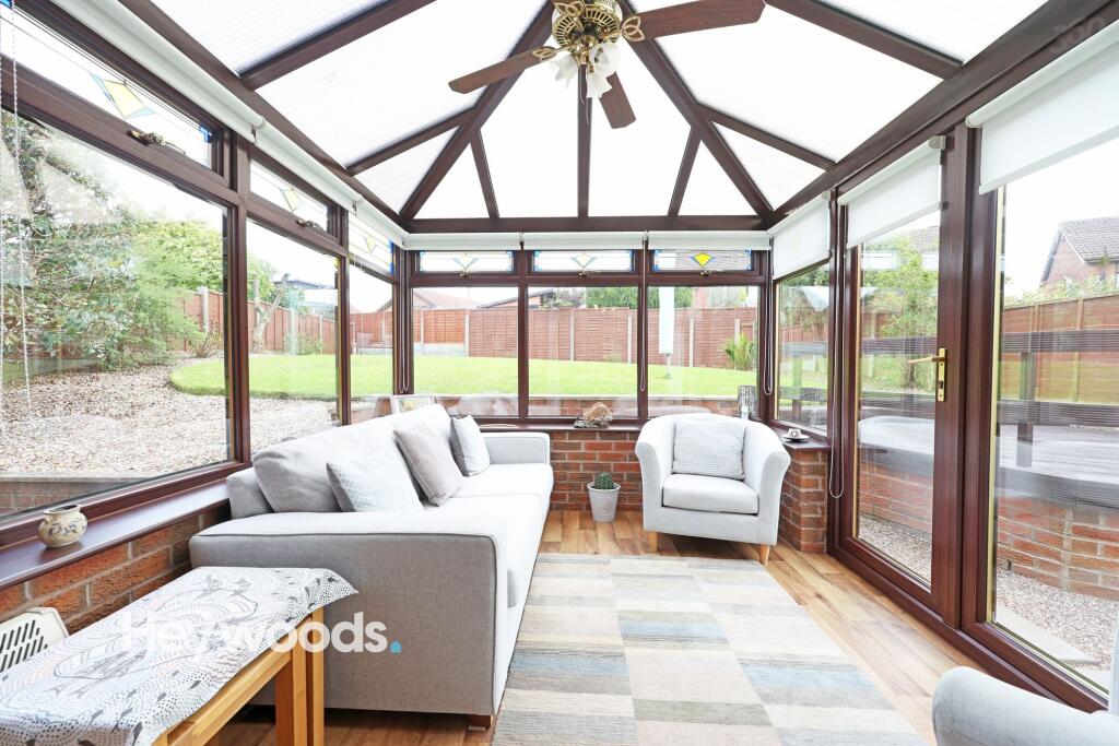 House in Stoke-on-Trent - View 3