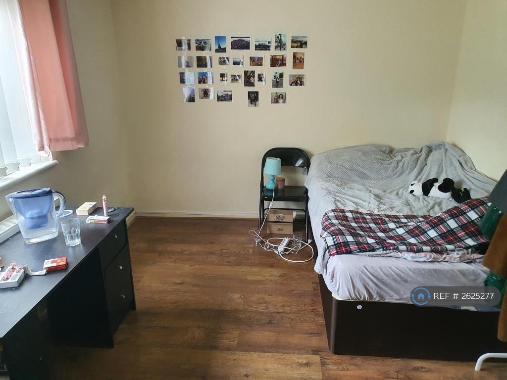 Main image of property: Orlescote Road, Coventry, CV4