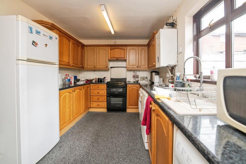 Gladstone Street, West Bromwich photo 4