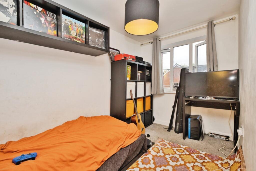 Apartment in Wells, Somerset - View 5