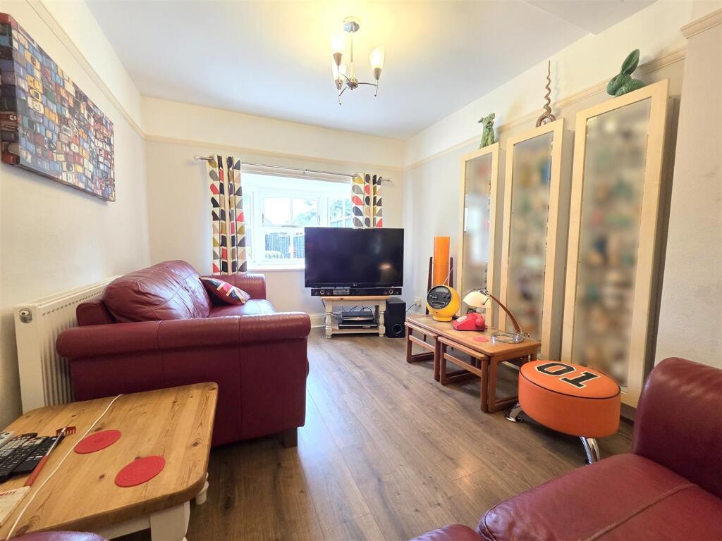 House in Dudley - View 3