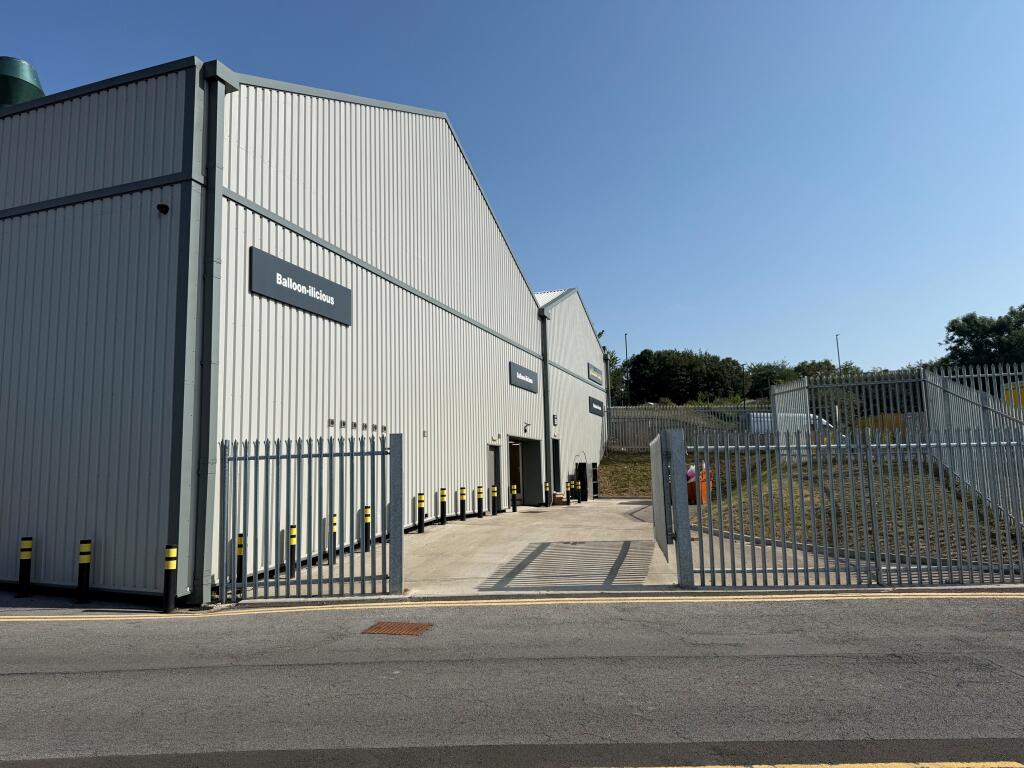 Main image of property: 25 Lemington Newcastle Upon Tyne, NE15