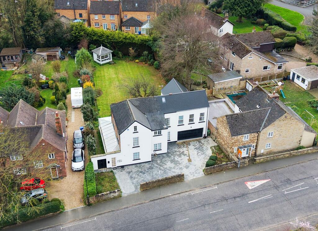 Main image of property: Storrs Road, Chesterfield, S40