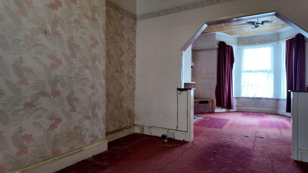 House in Plymouth - View 4