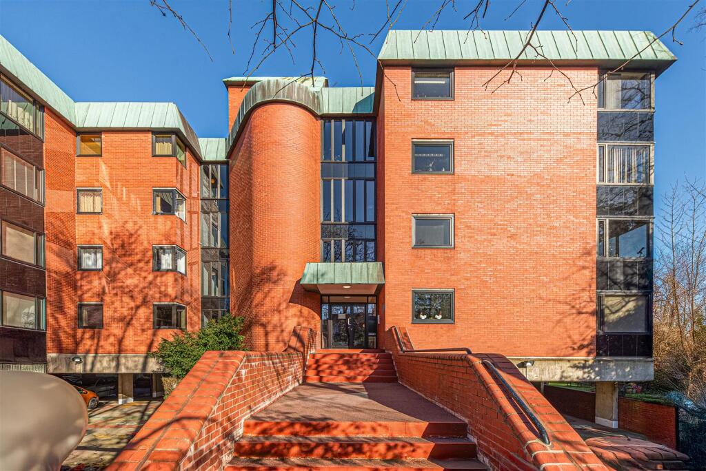 Main image of property: Osborne Road, Jesmond, Newcastle Upon Tyne