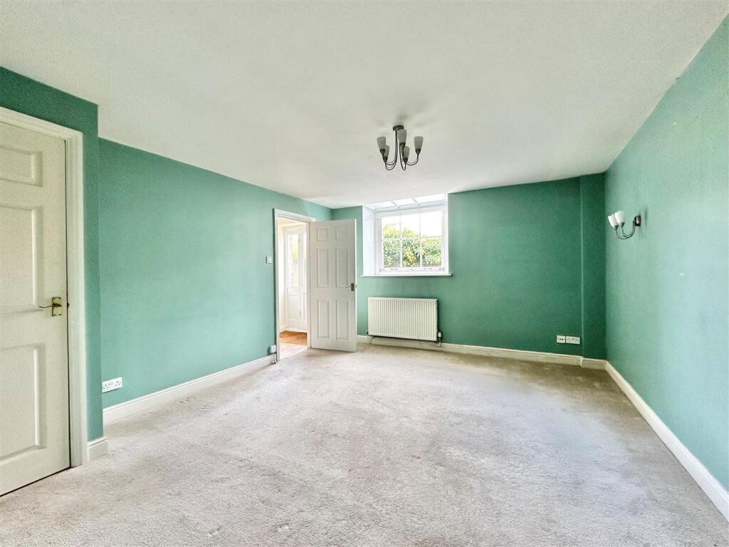 House in Stockport - View 5
