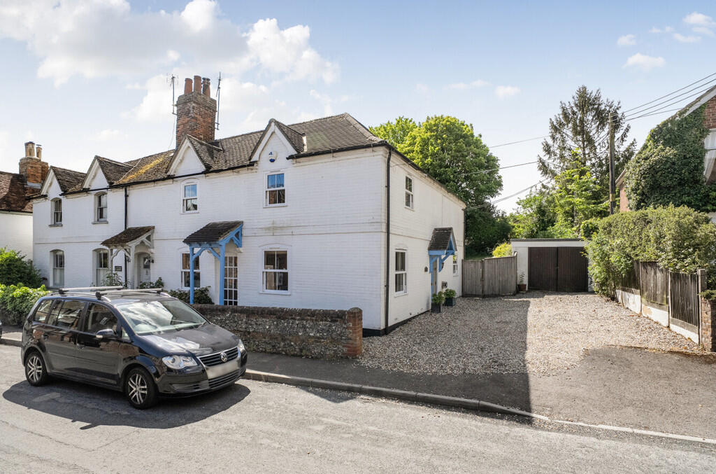 Main image of property: High Street, Kintbury