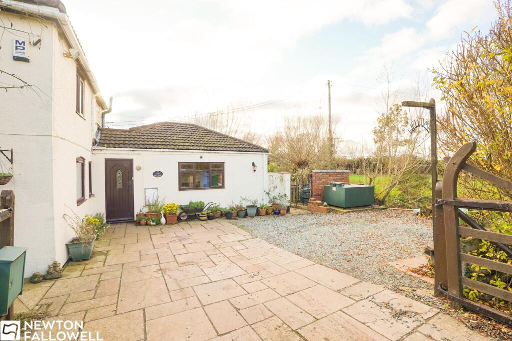 House in Bassetlaw, Tuxford - View 4
