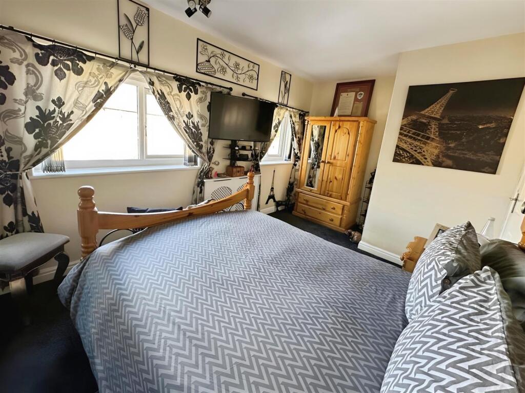 Additional image 20 of Mount Grove, Bradford, BD2 2JL