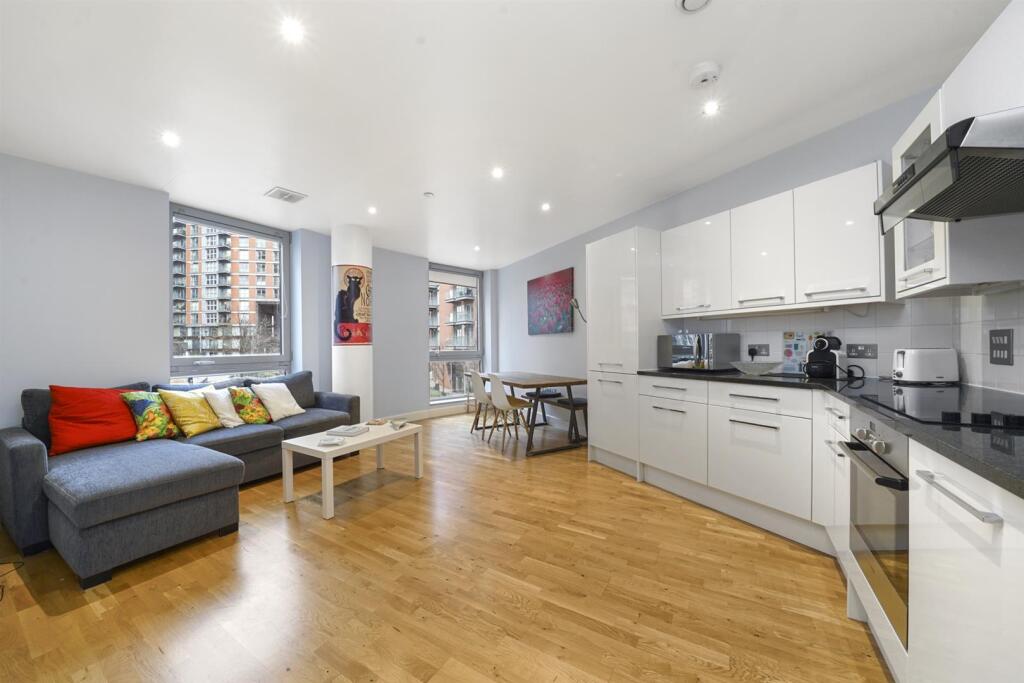 Main image of property: Jessop Building, Dominion Walk, London, E14