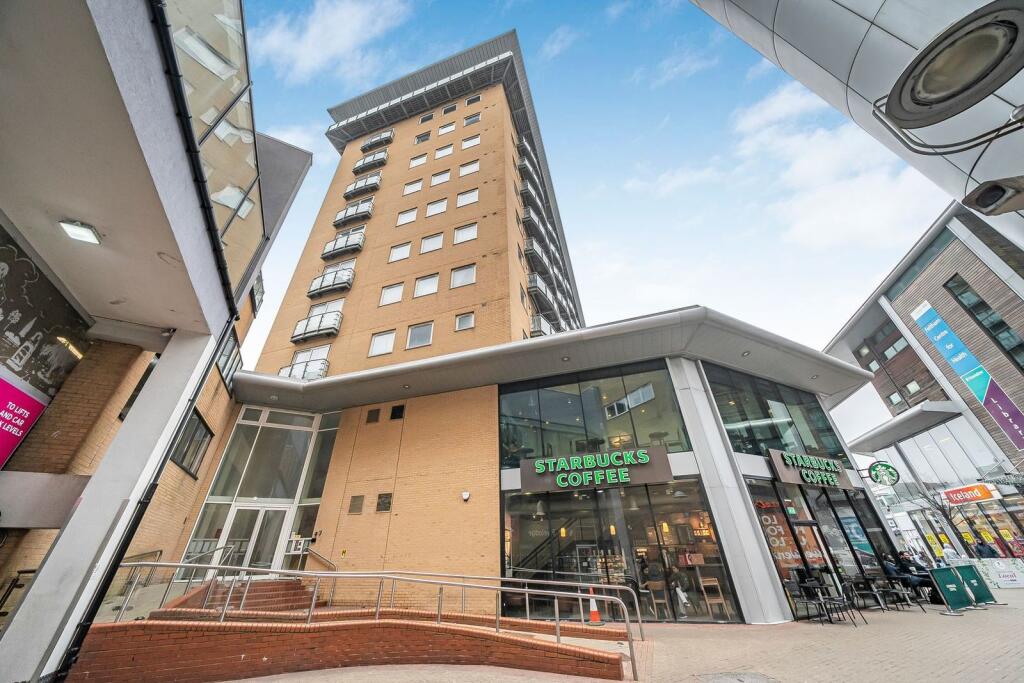 Main image of property: Hamlyn House, High Street, Feltham, TW13 