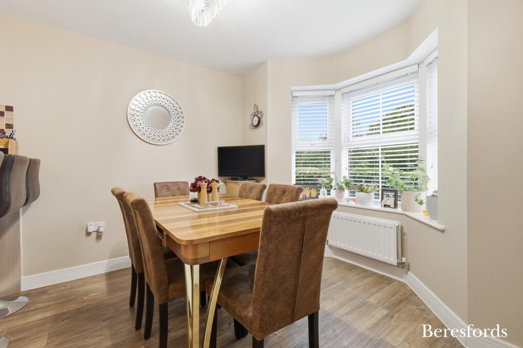 House in Colchester, Highwoods - View 3