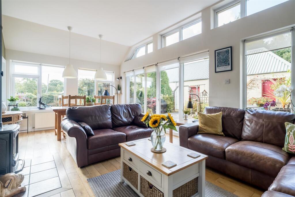 House in Galashiels - View 2